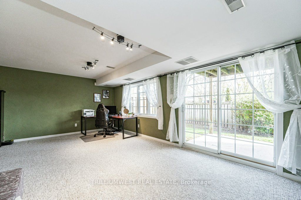 460 Woolwich St, #26