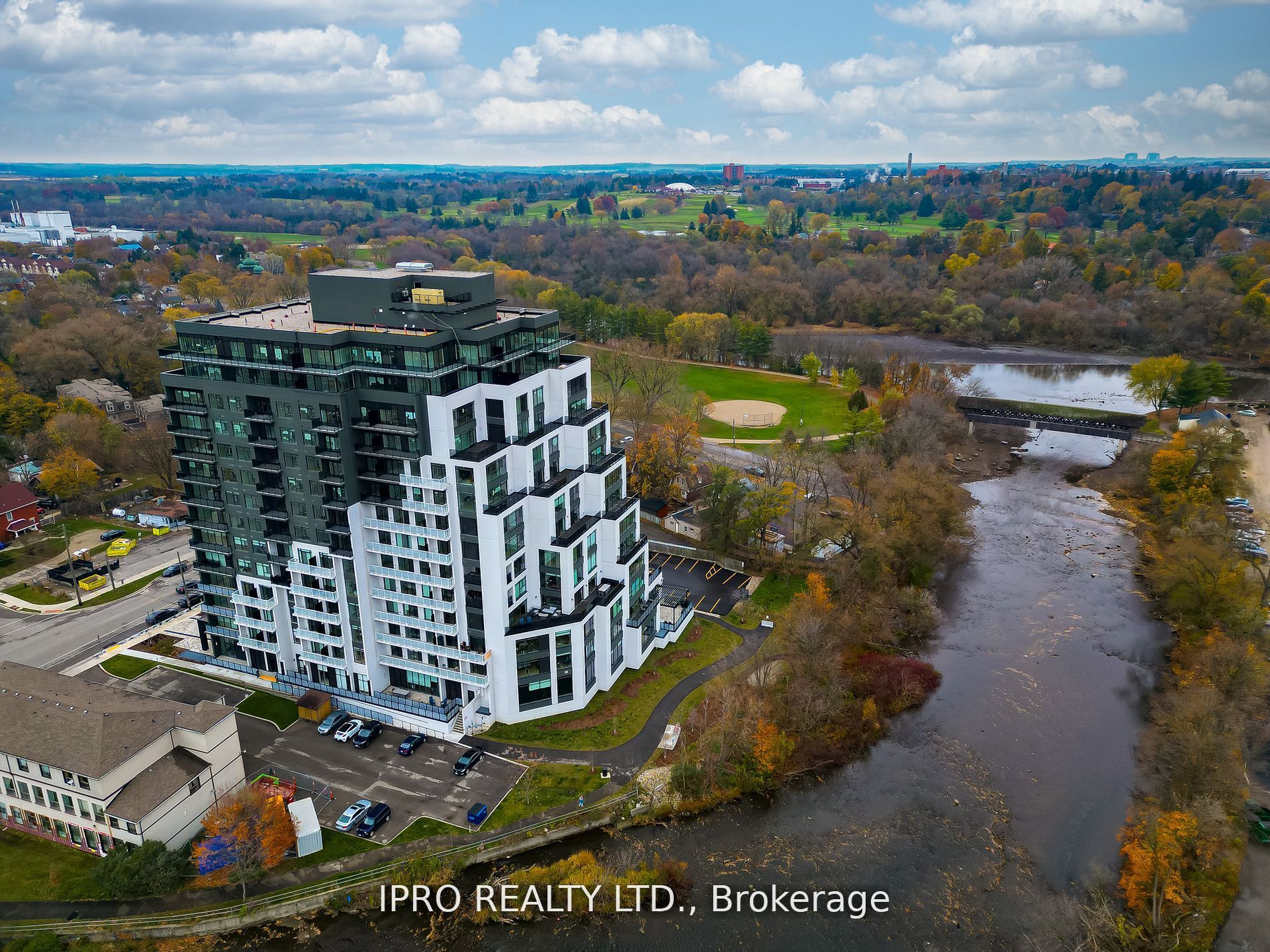 71 Wyndham Street S, #511