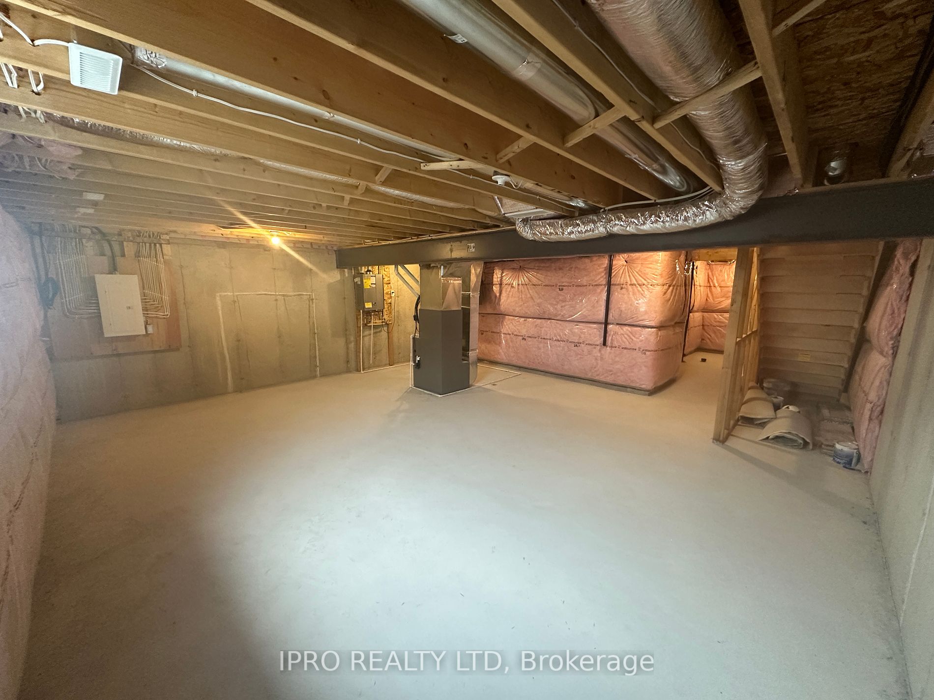 1021 Upperpoint Ave