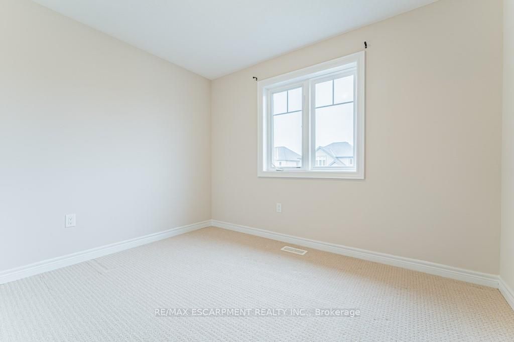 87 Sexton Cres