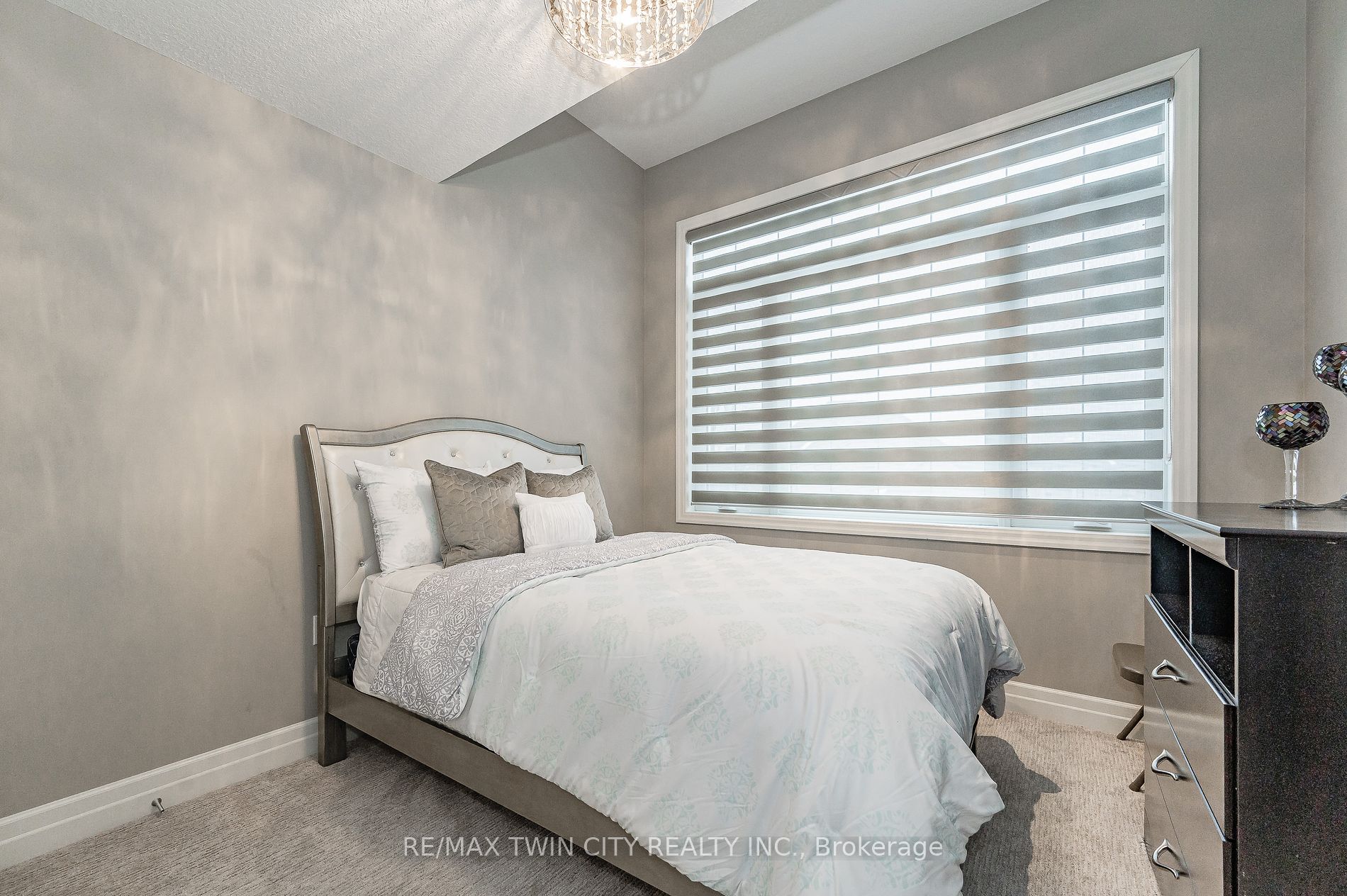 316 Deerfoot Tr
