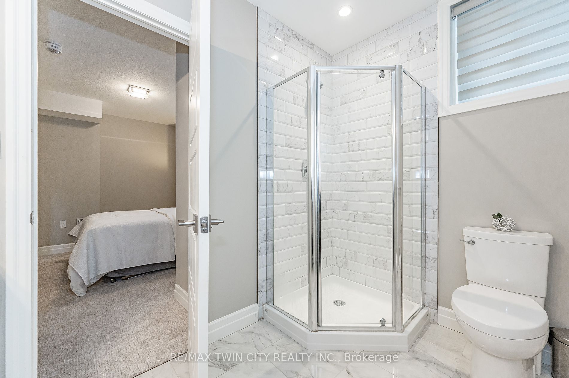 316 Deerfoot Tr