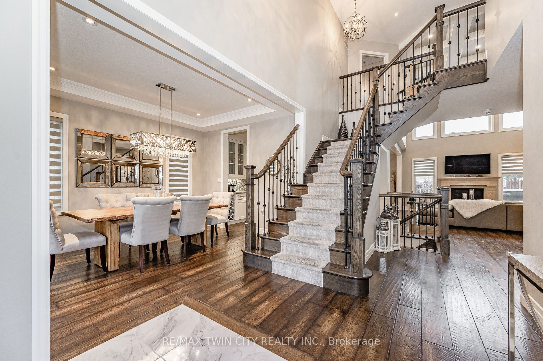 316 Deerfoot Tr