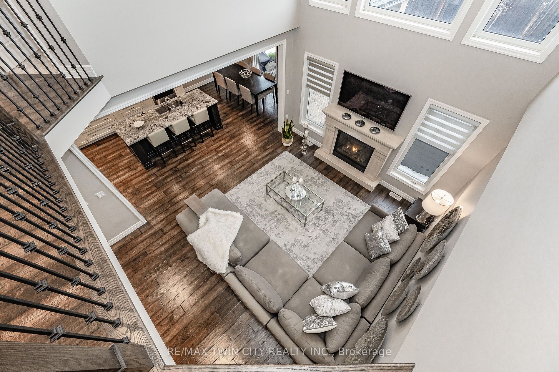 316 Deerfoot Tr