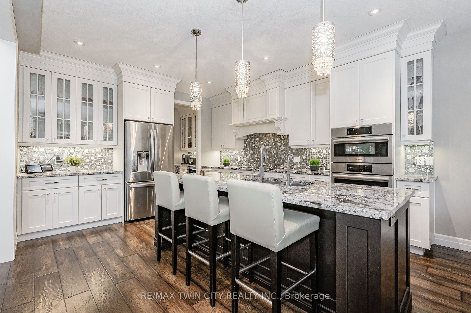 316 Deerfoot Tr