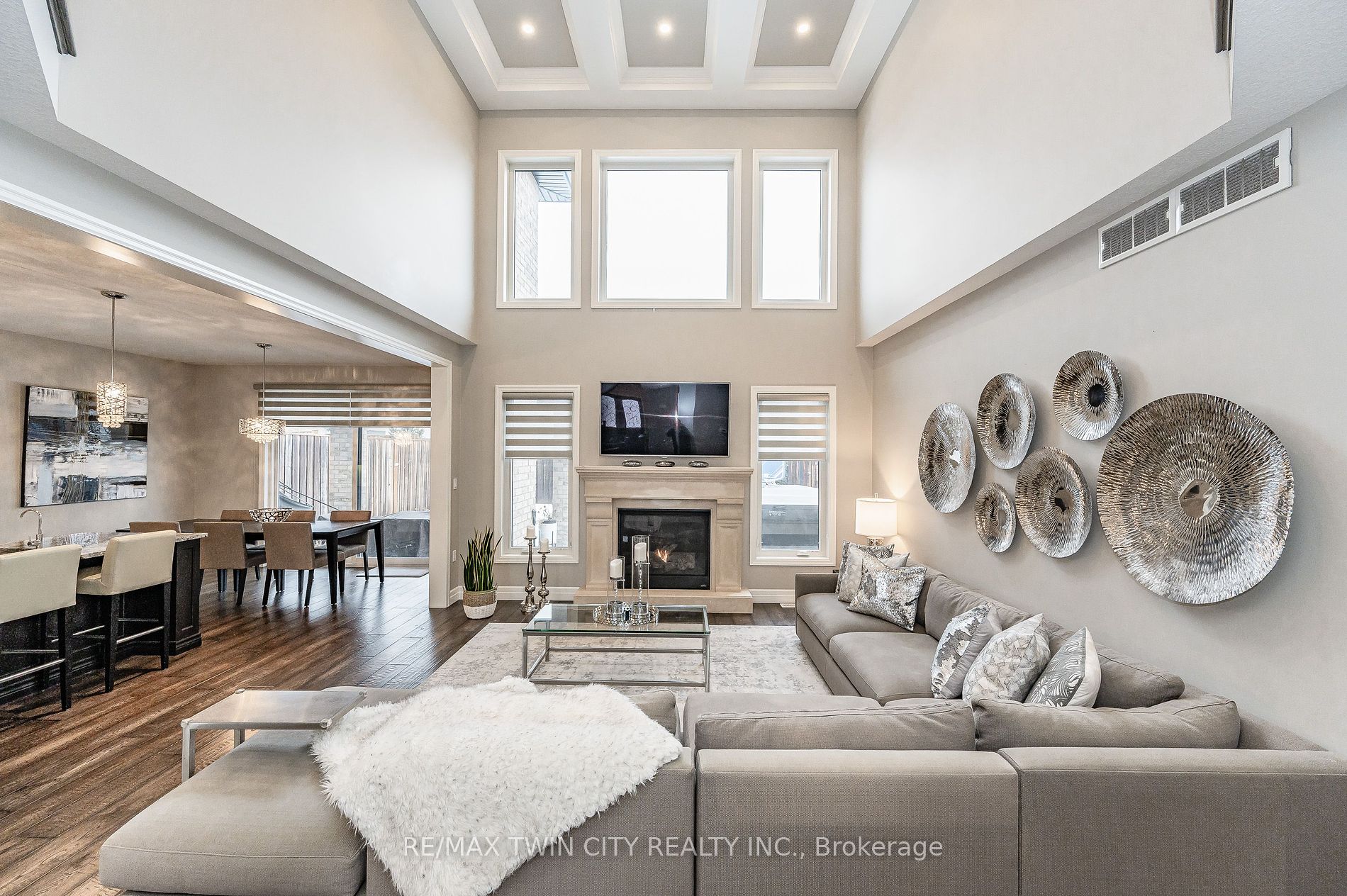 316 Deerfoot Tr