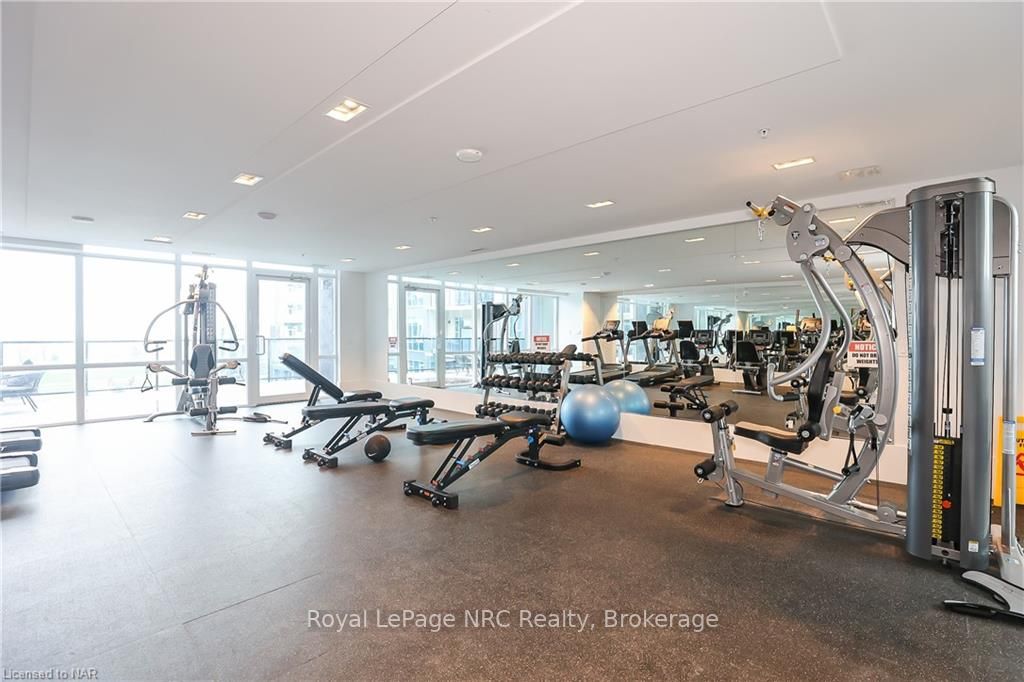 16 Concord Pl, #310