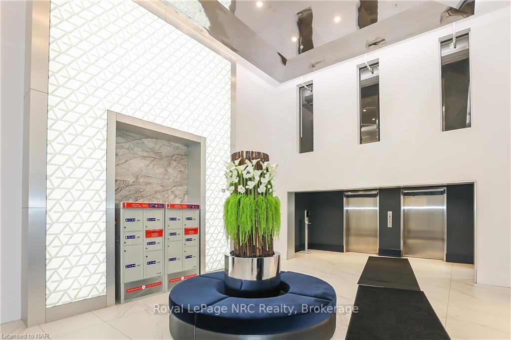 16 Concord Pl, #310