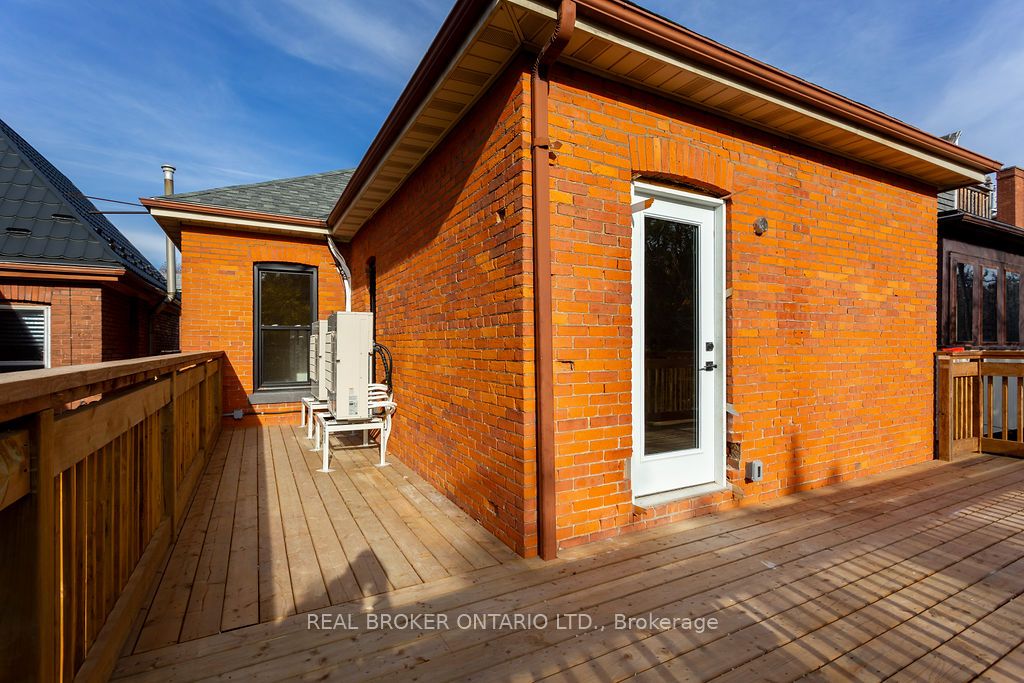 9 Stanley Avenue, #A