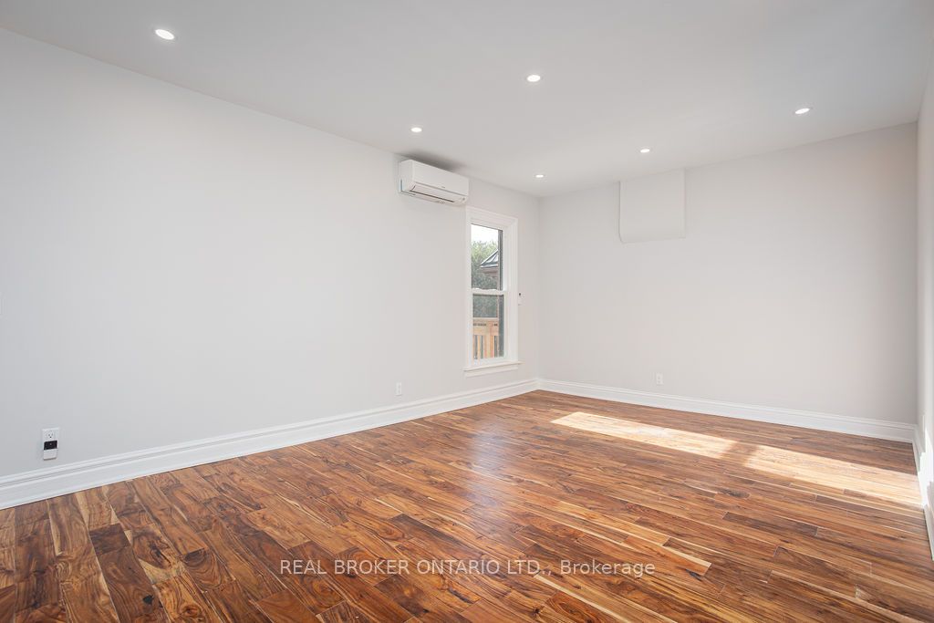 9 Stanley Avenue, #A