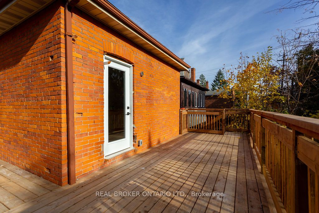 9 Stanley Avenue, #A