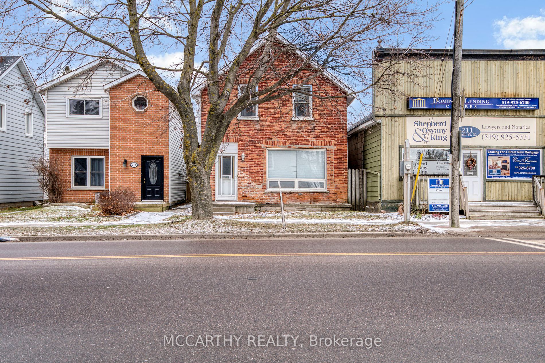 213 Main Street E