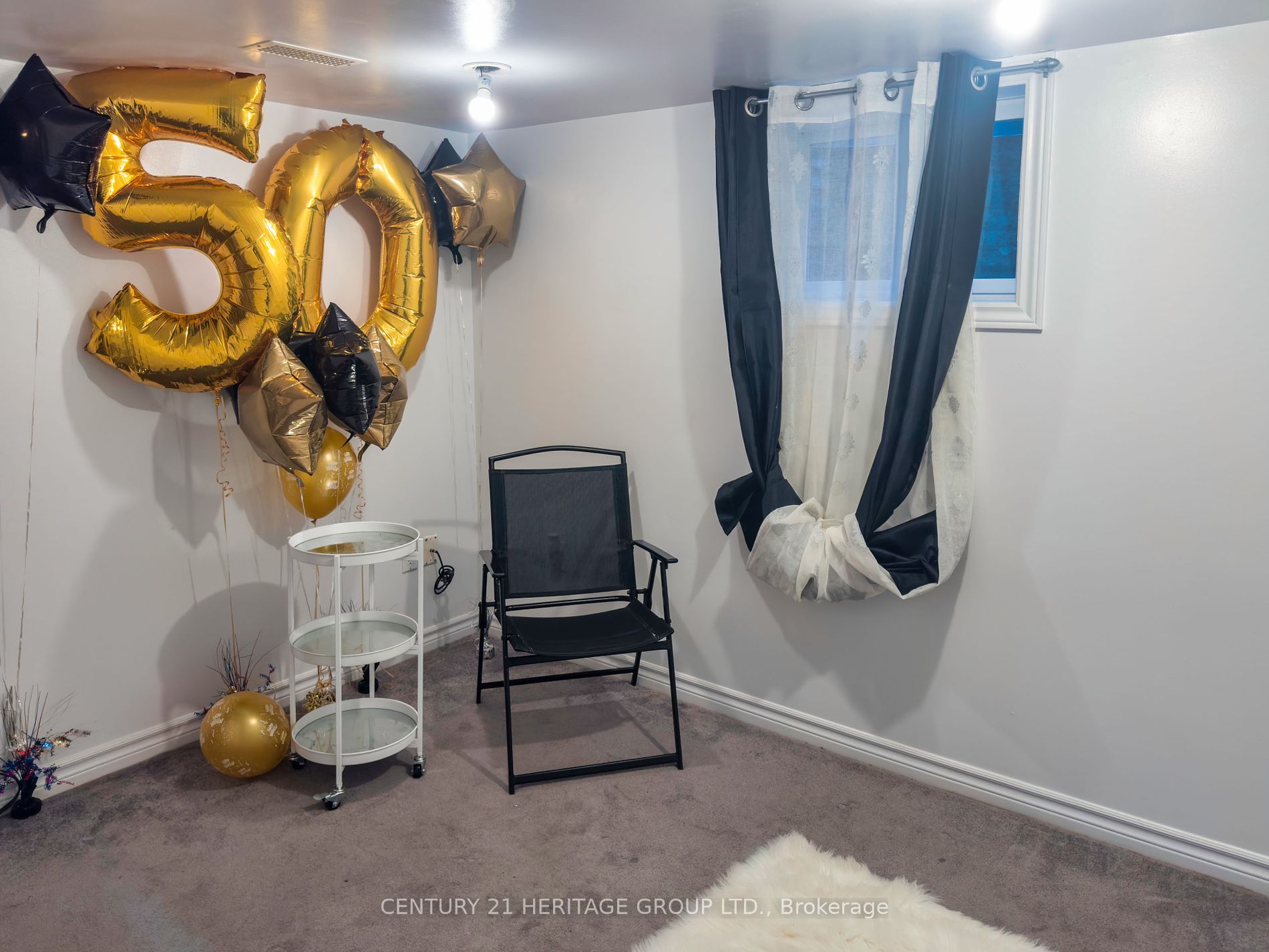 230 West 18th St
