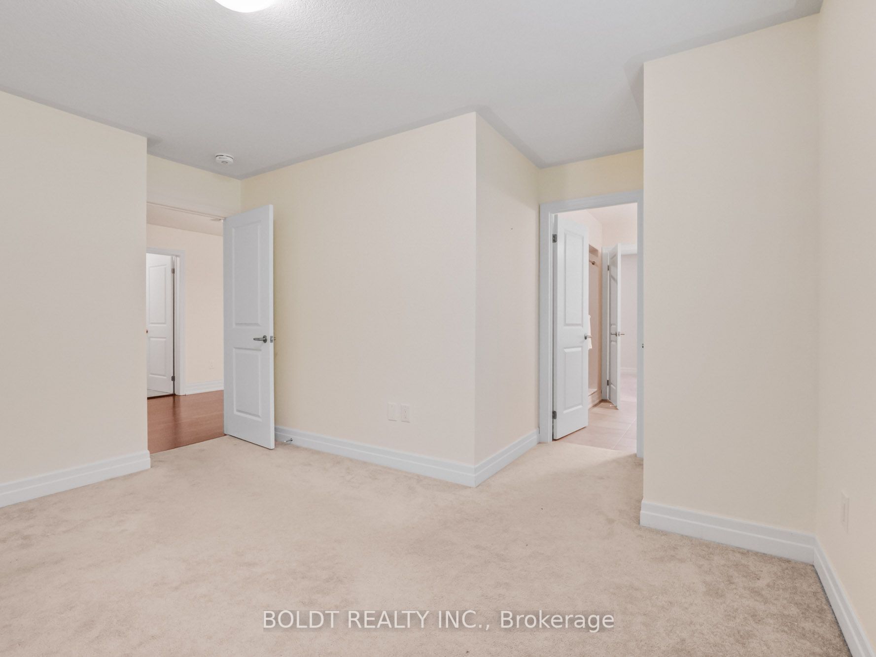 9486 Tallgrass Ave