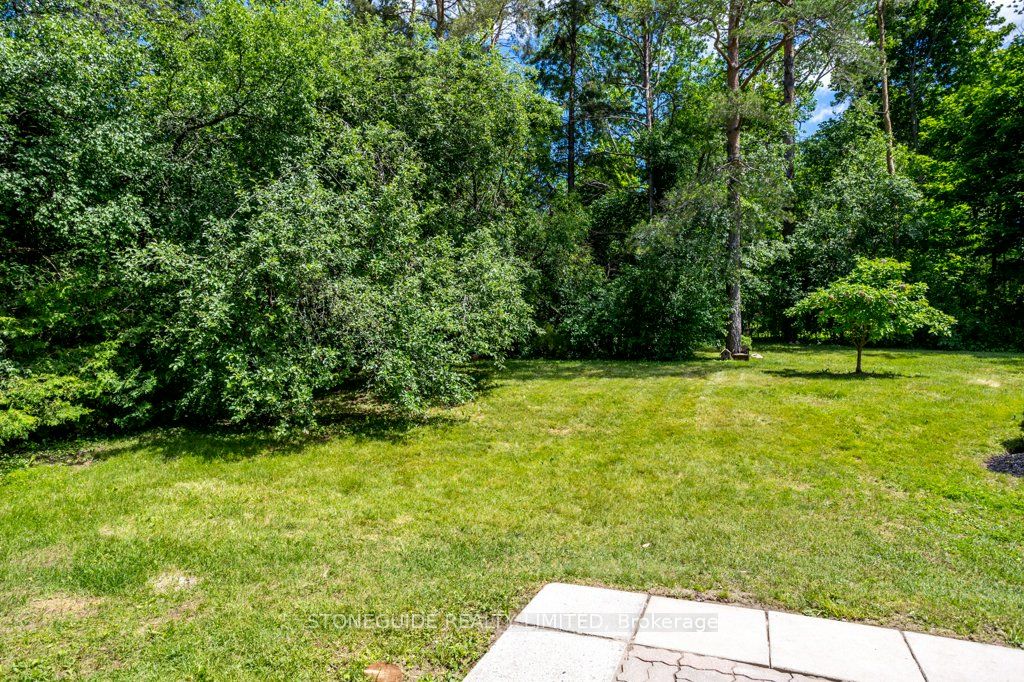 6 Weller Cres