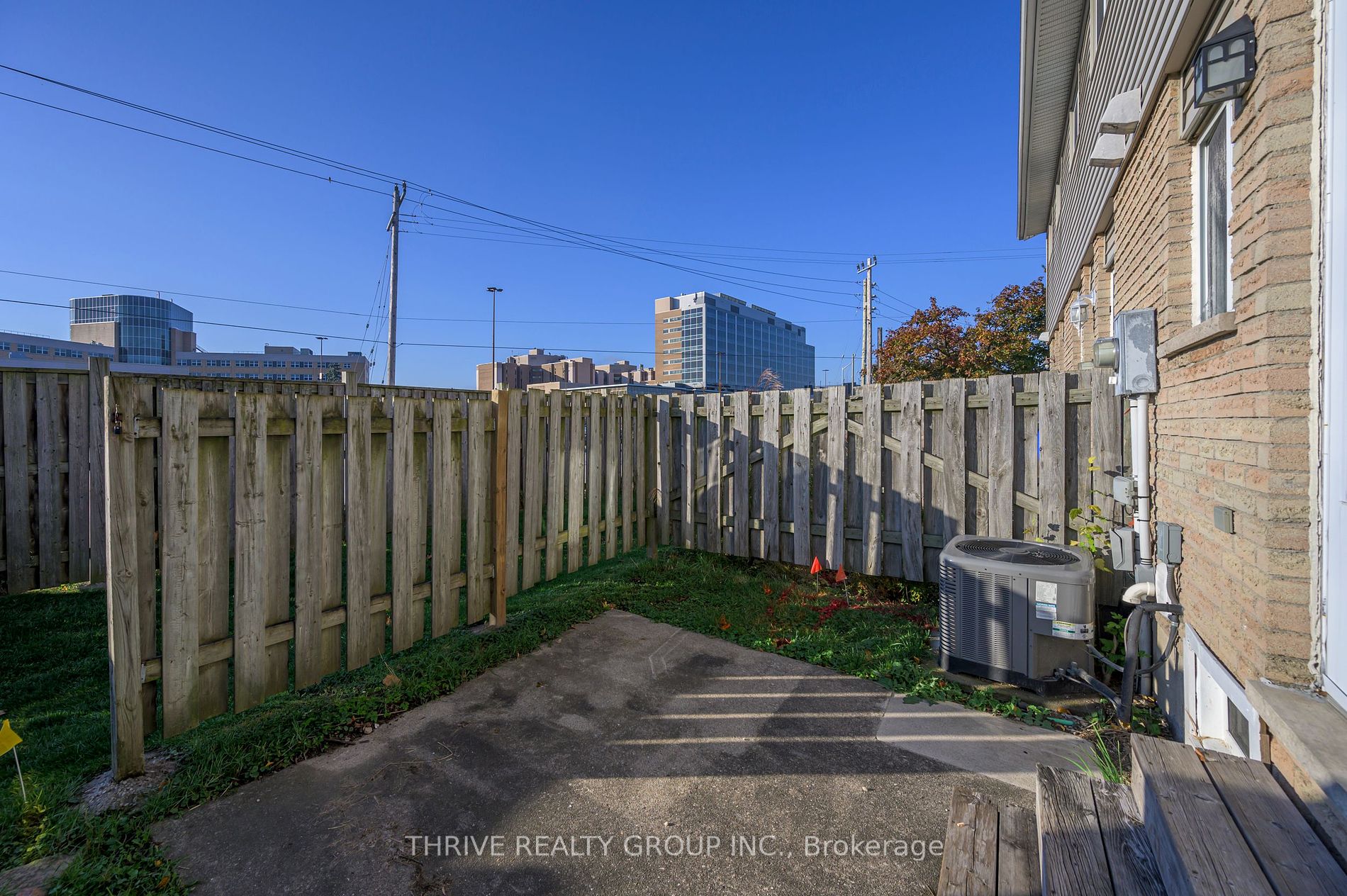 320 Westminster Ave, #50
