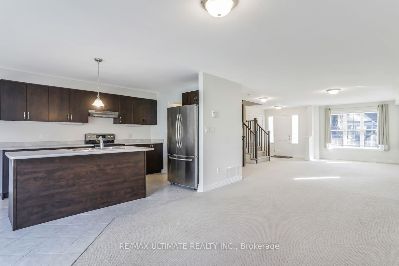 114 Rothwell Gdns