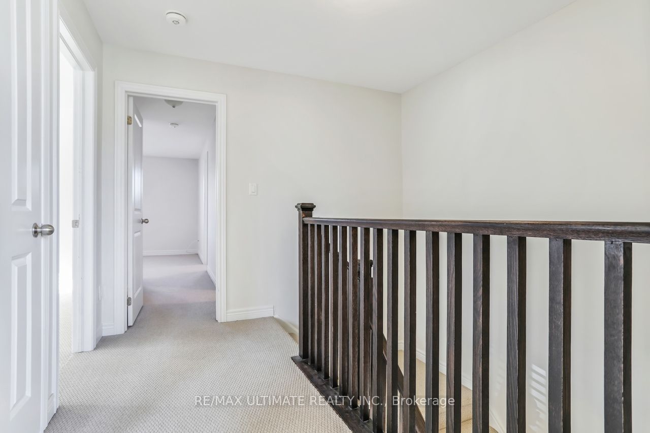 114 Rothwell Gdns