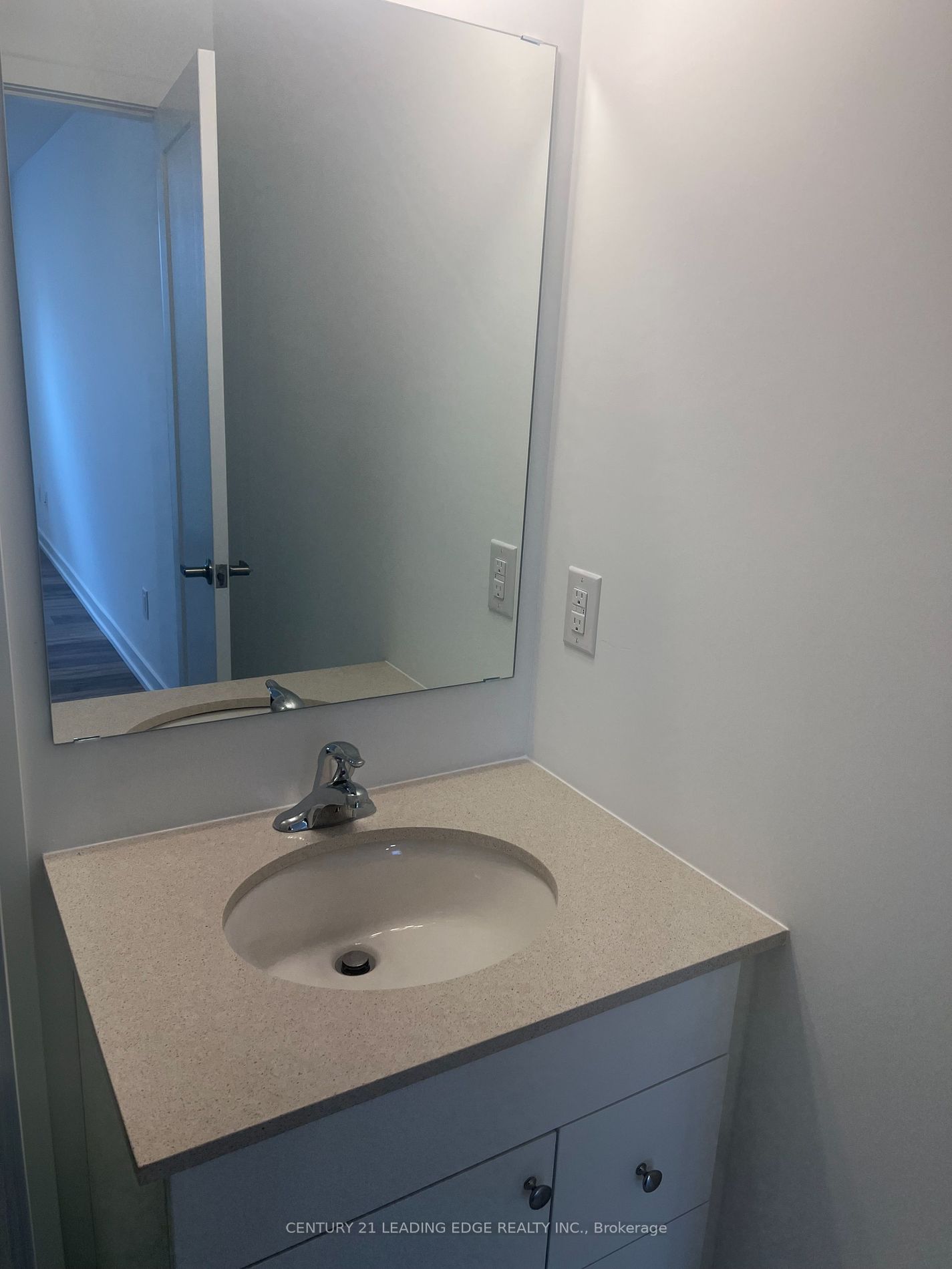4263 Fourth Avenue #815