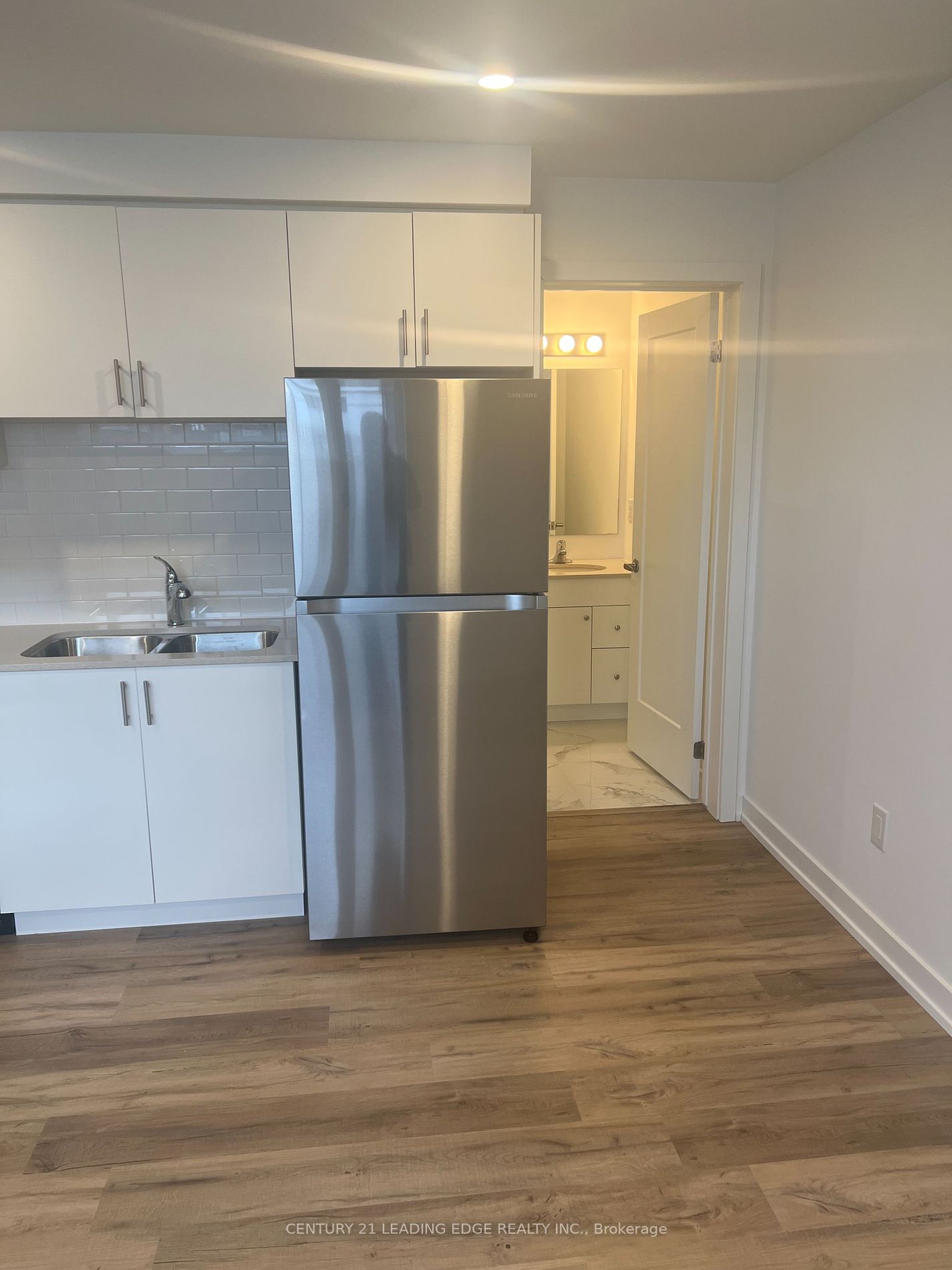 4263 Fourth Avenue #815