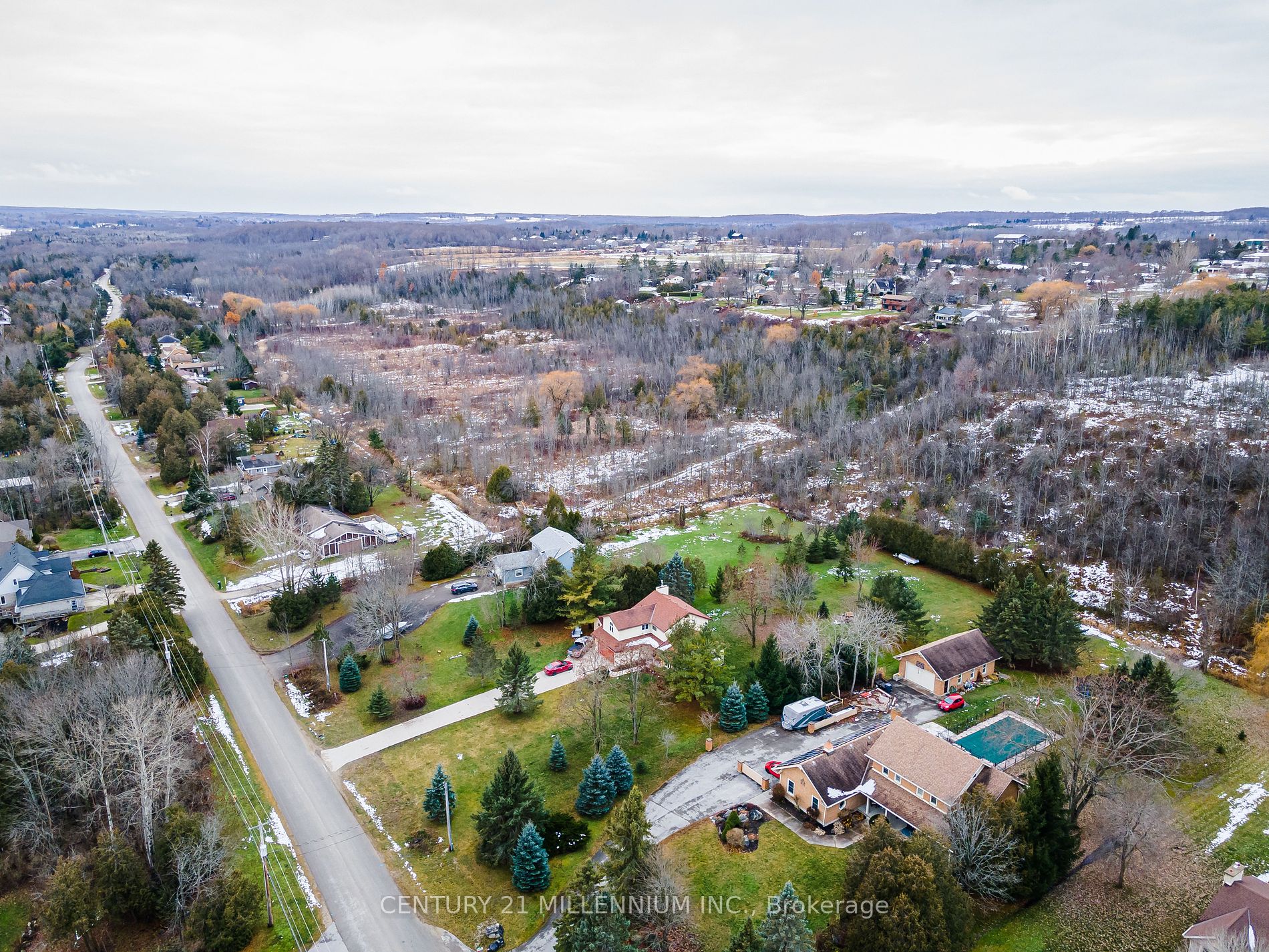 454 Balmy Beach Road