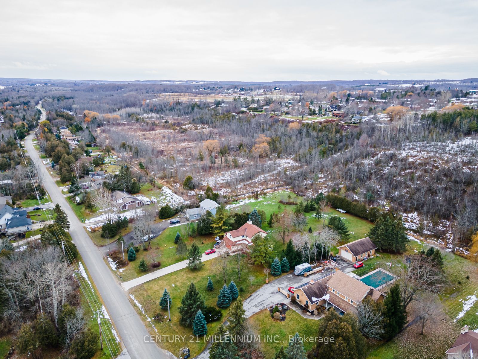 454 Balmy Beach Road