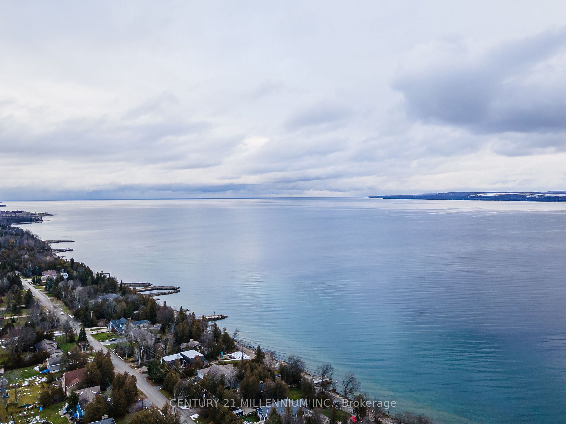 454 Balmy Beach Road
