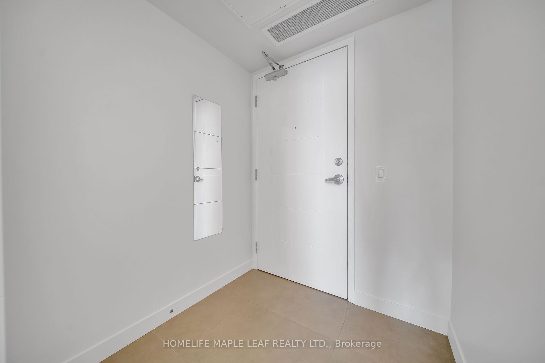 308 Lester St, #301