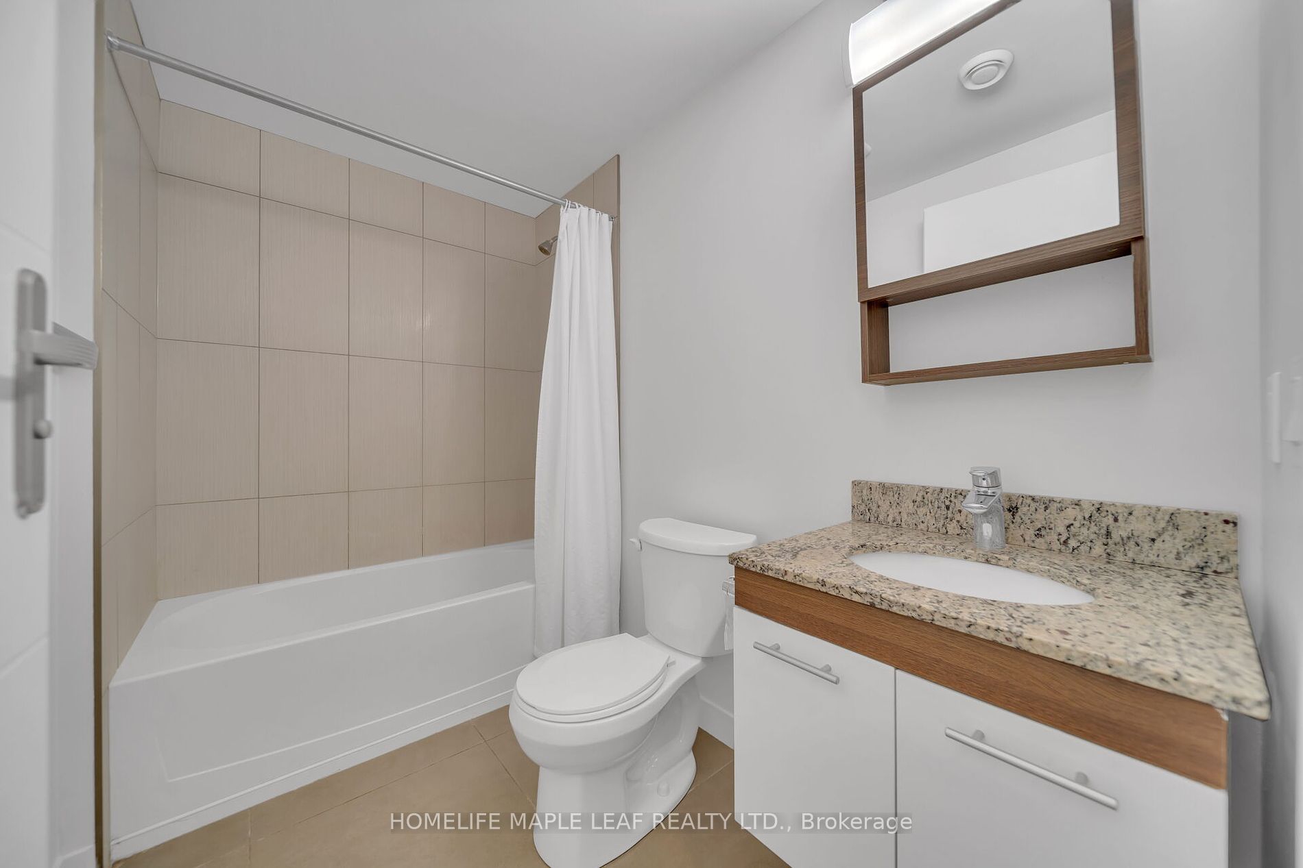 308 Lester St, #301