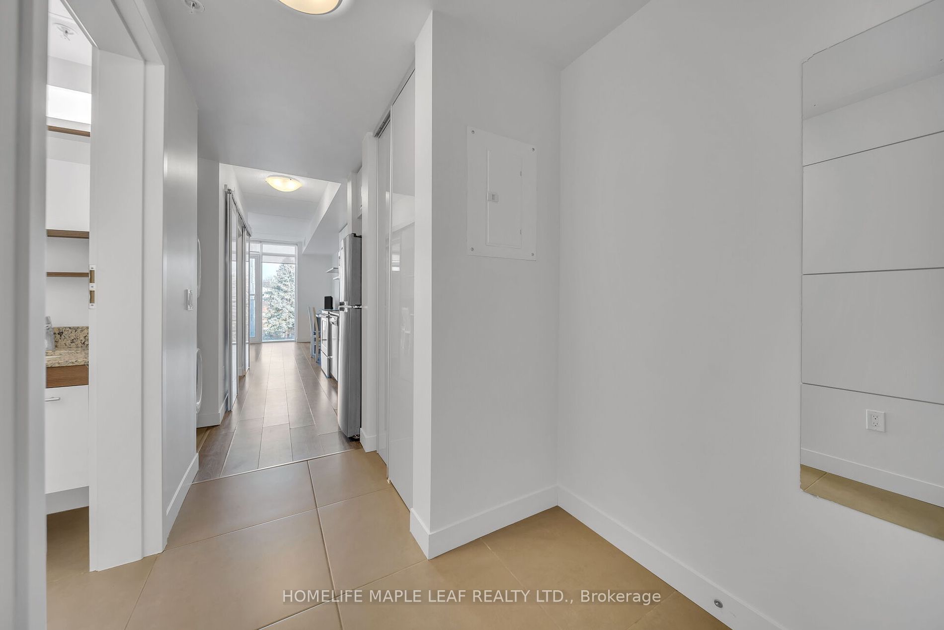 308 Lester St, #301