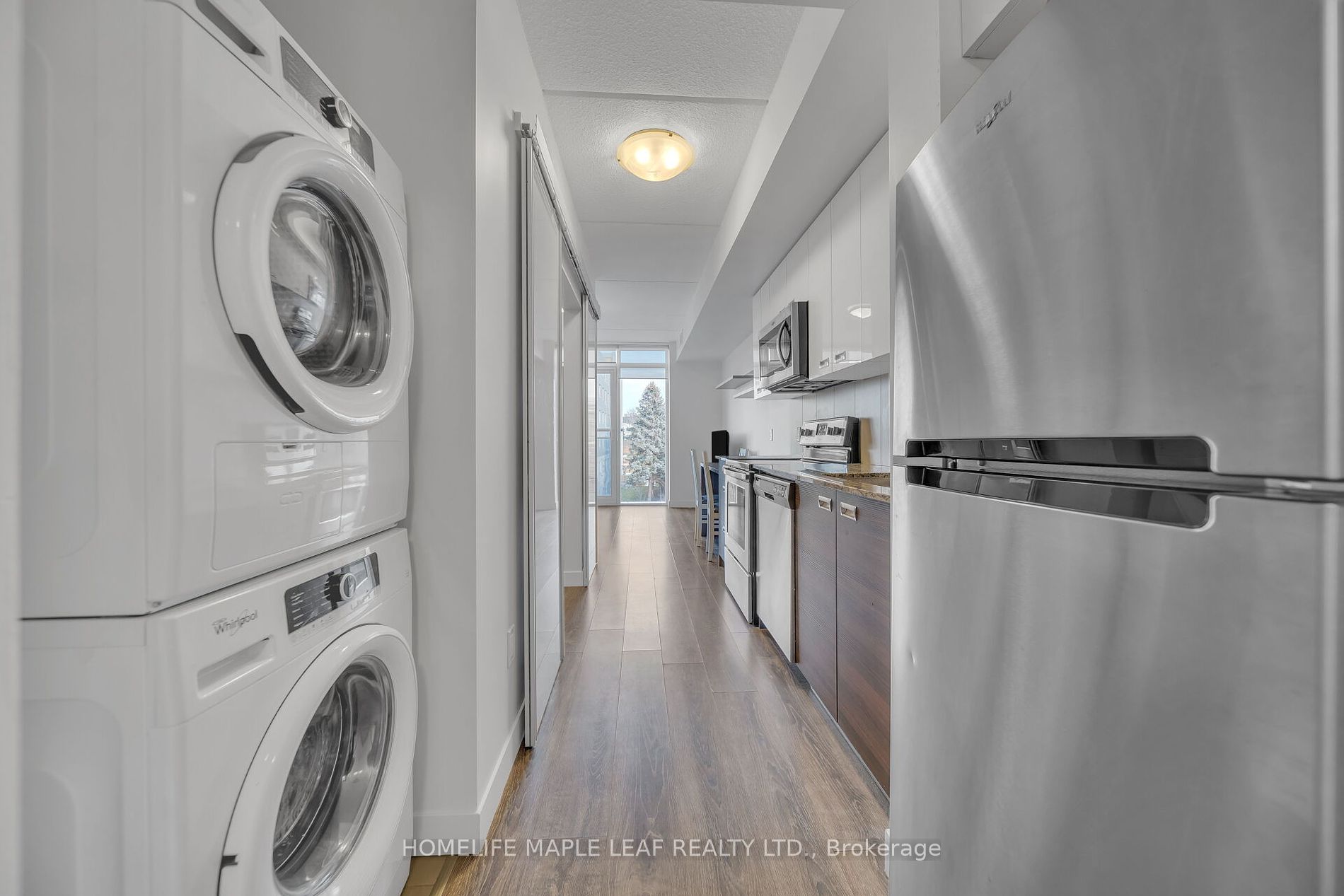 308 Lester St, #301