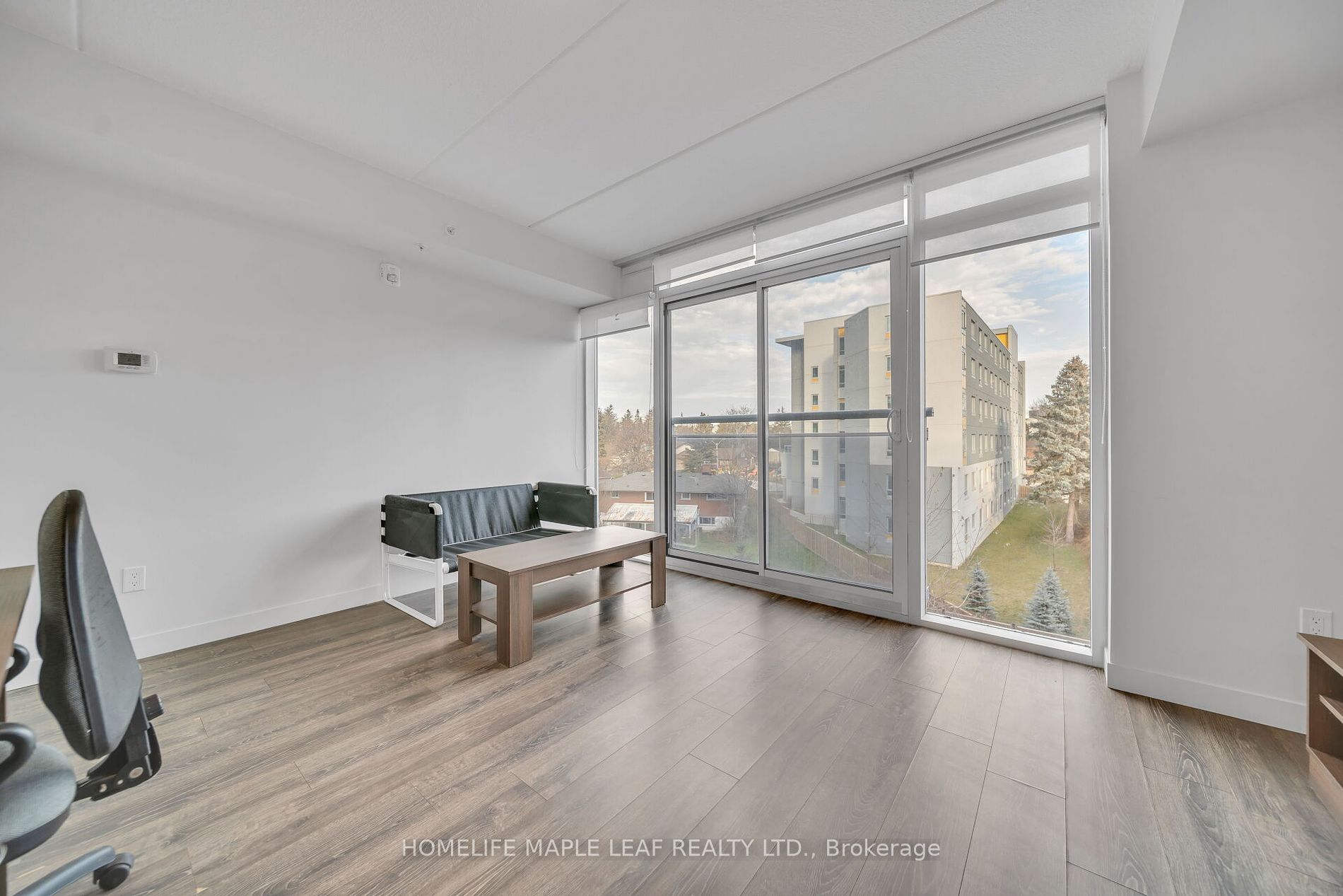 308 Lester St, #301