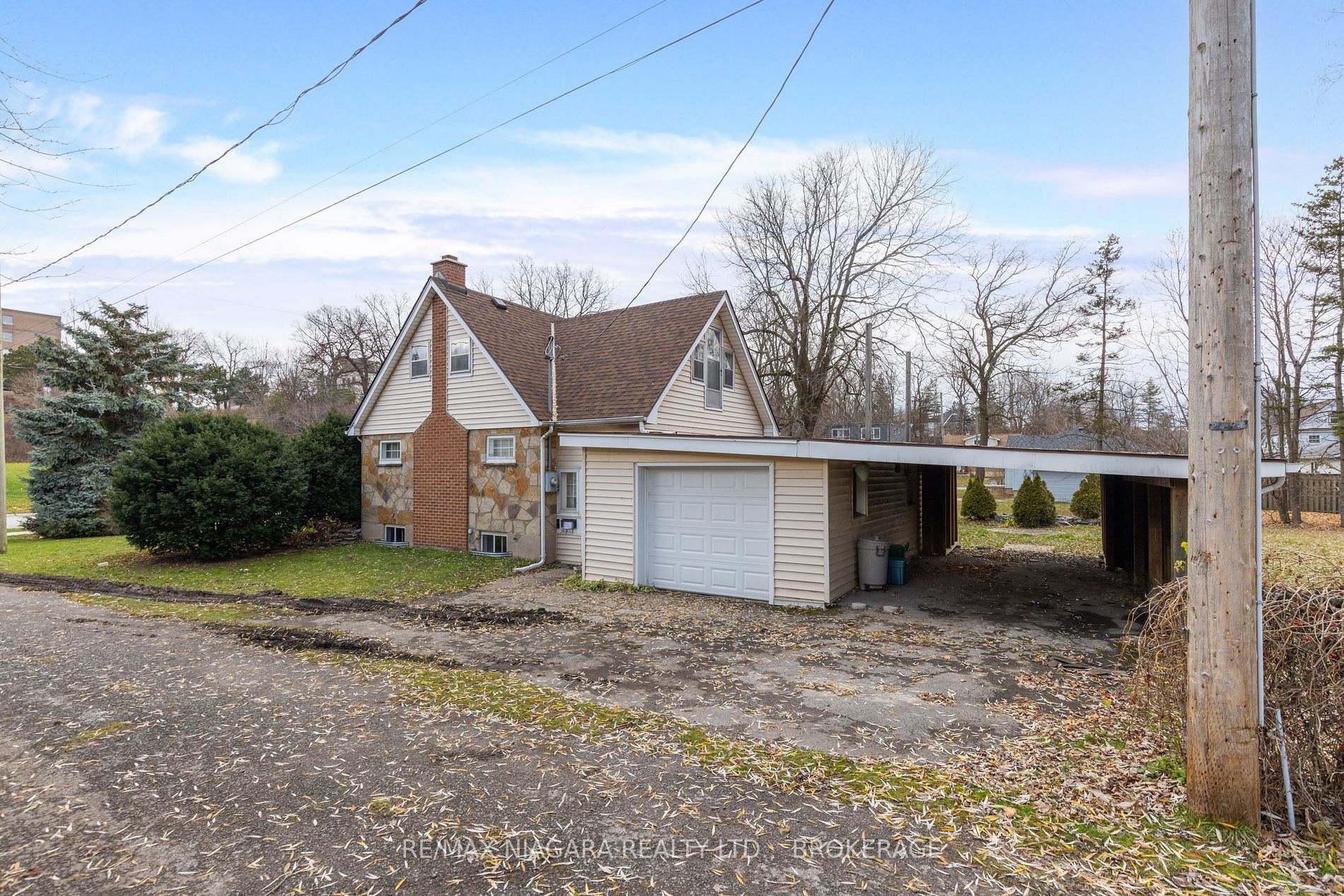 17 GODERICH Street