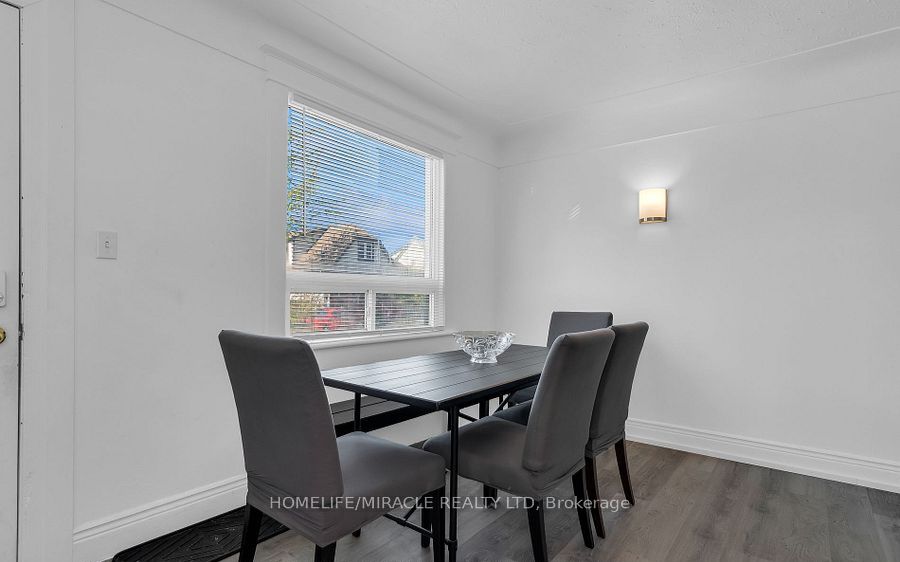 197 Grenfell St