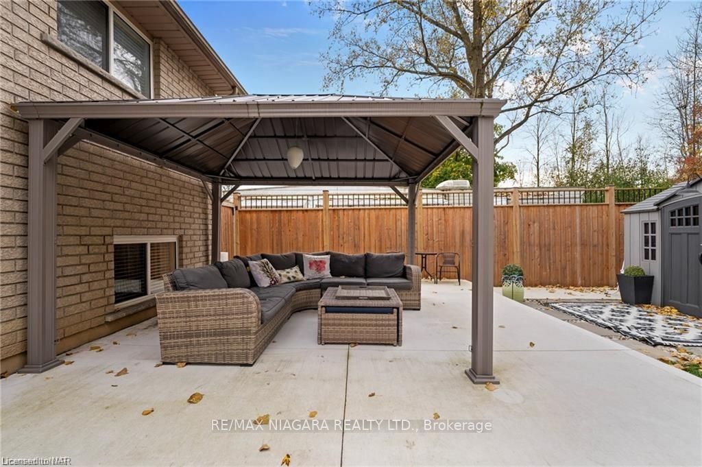 43 Thorold Avenue