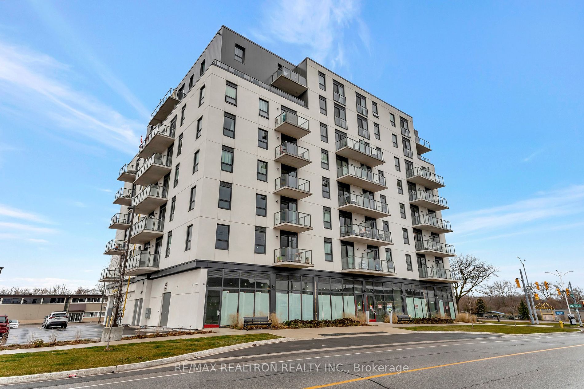 7 Erie Ave, #604