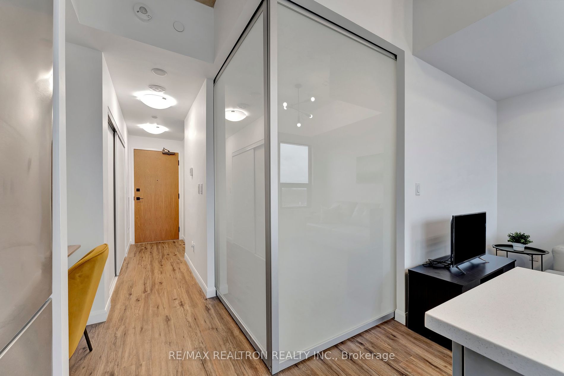 7 Erie Ave, #604