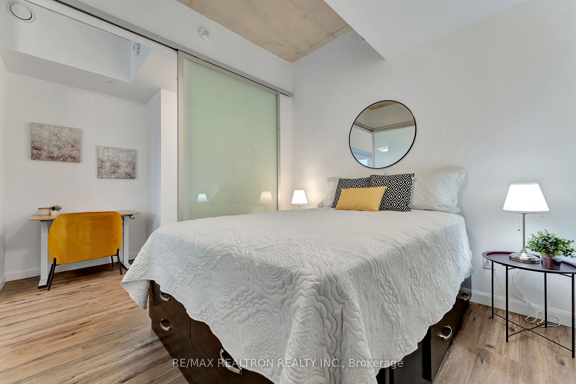 7 Erie Ave, #604