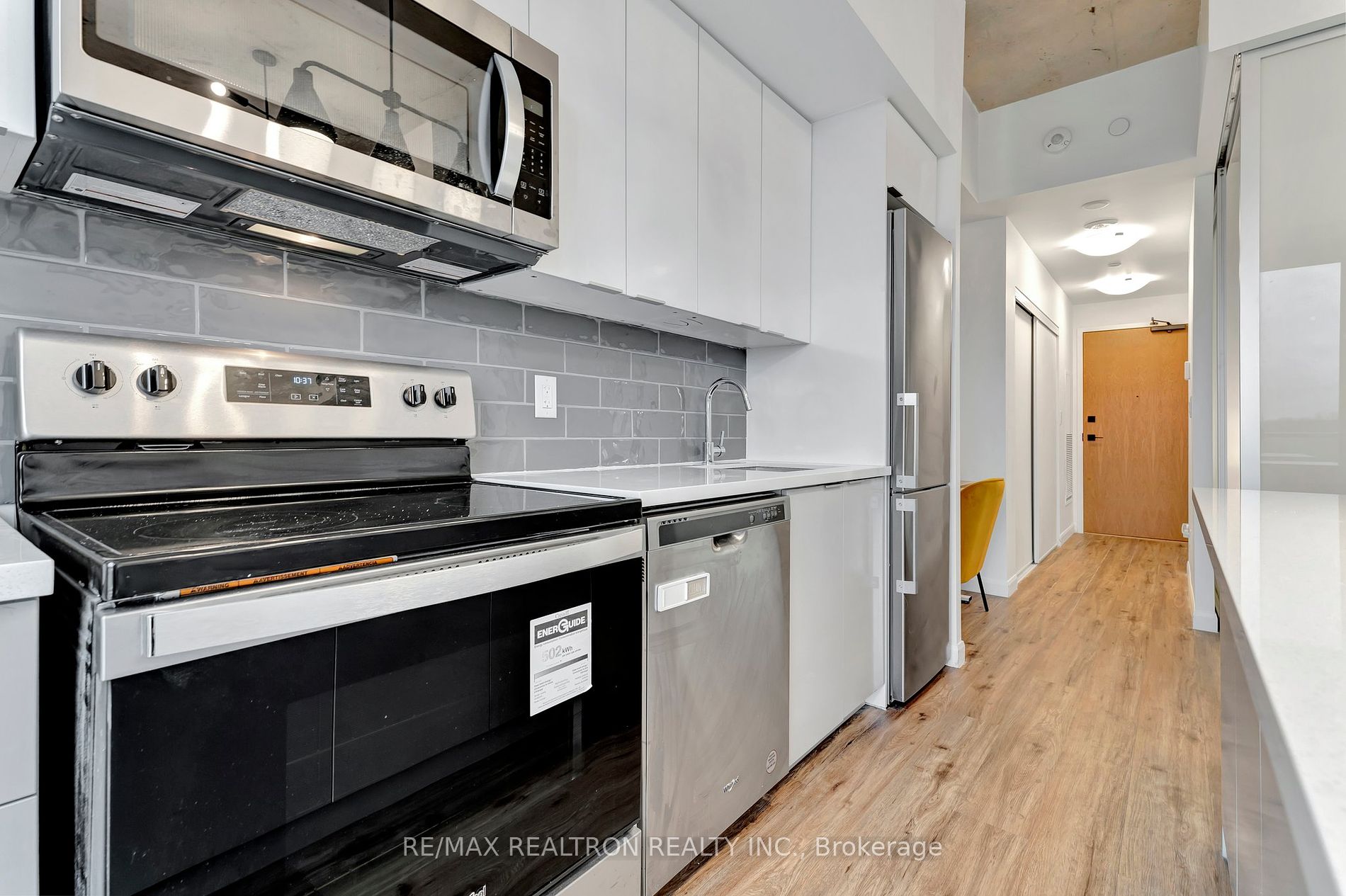 7 Erie Ave, #604