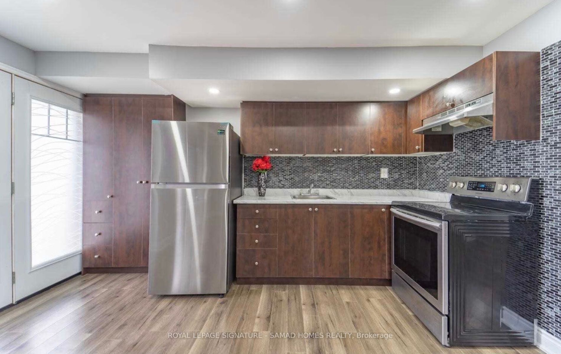 54 Pagebrook Crescent, #Main