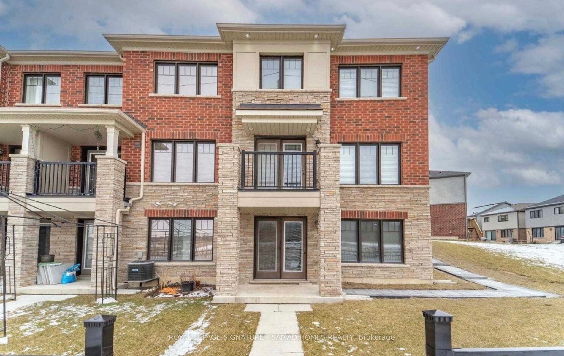 54 Pagebrook Crescent, #Main