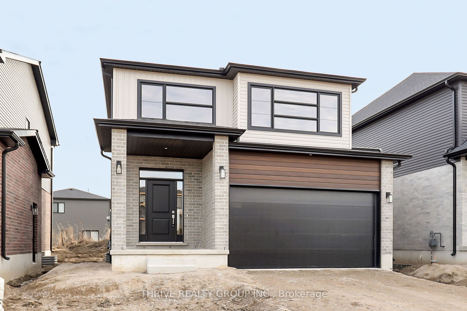1475 Wright Crescent