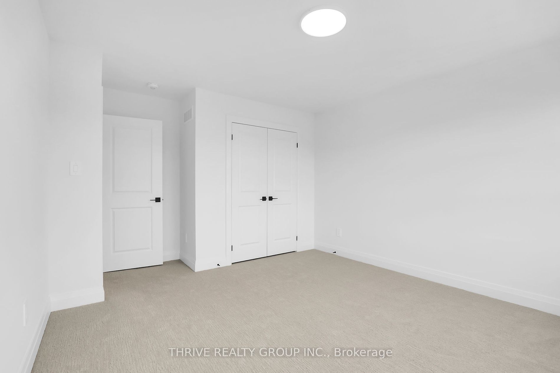1475 Wright Crescent
