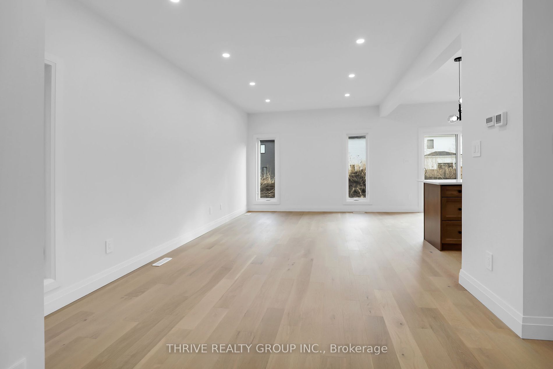 1475 Wright Crescent