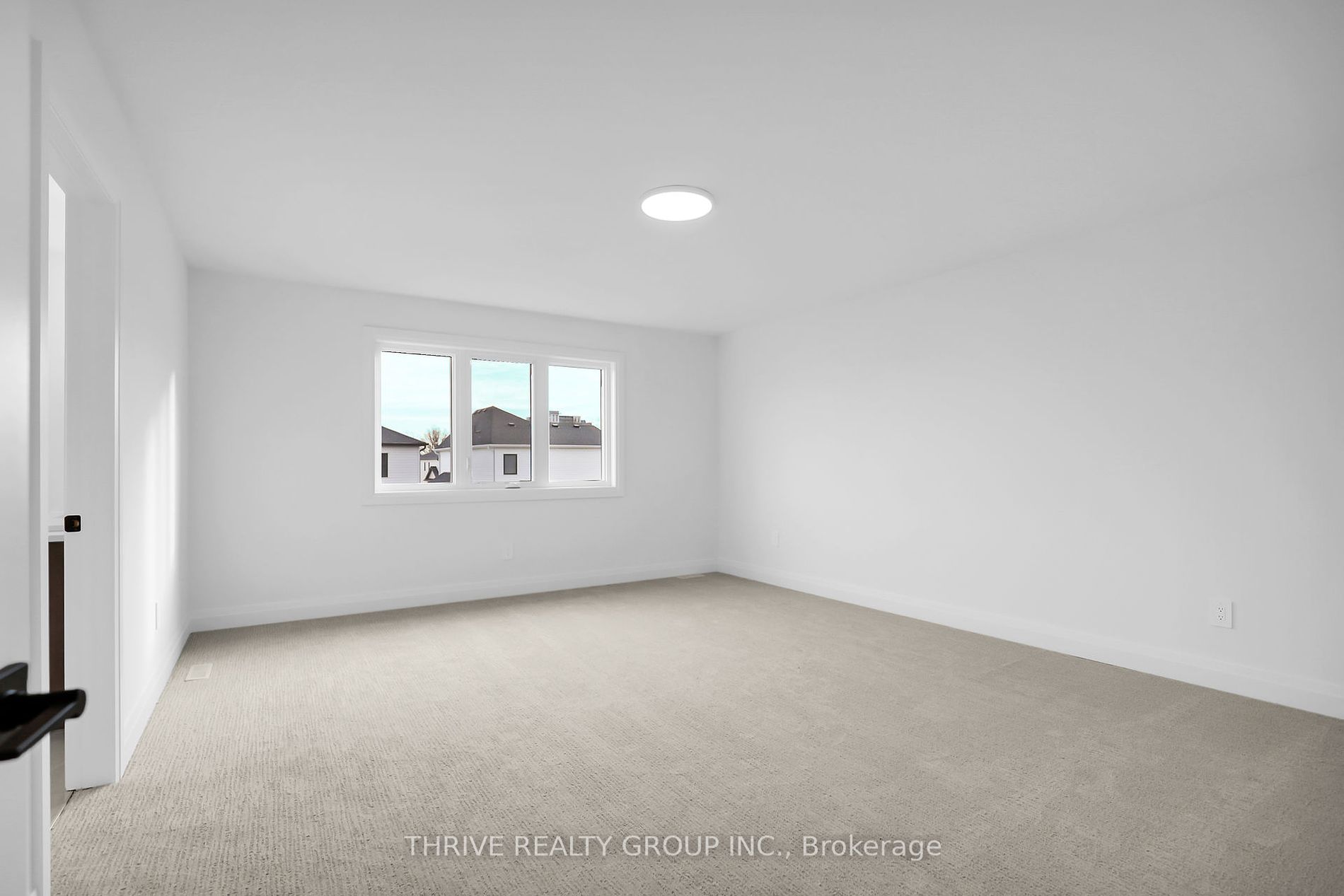 1475 Wright Crescent