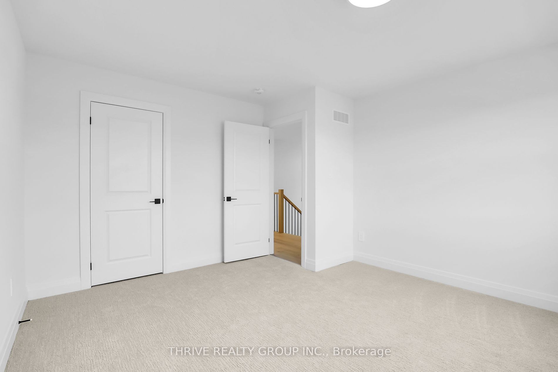 1475 Wright Crescent