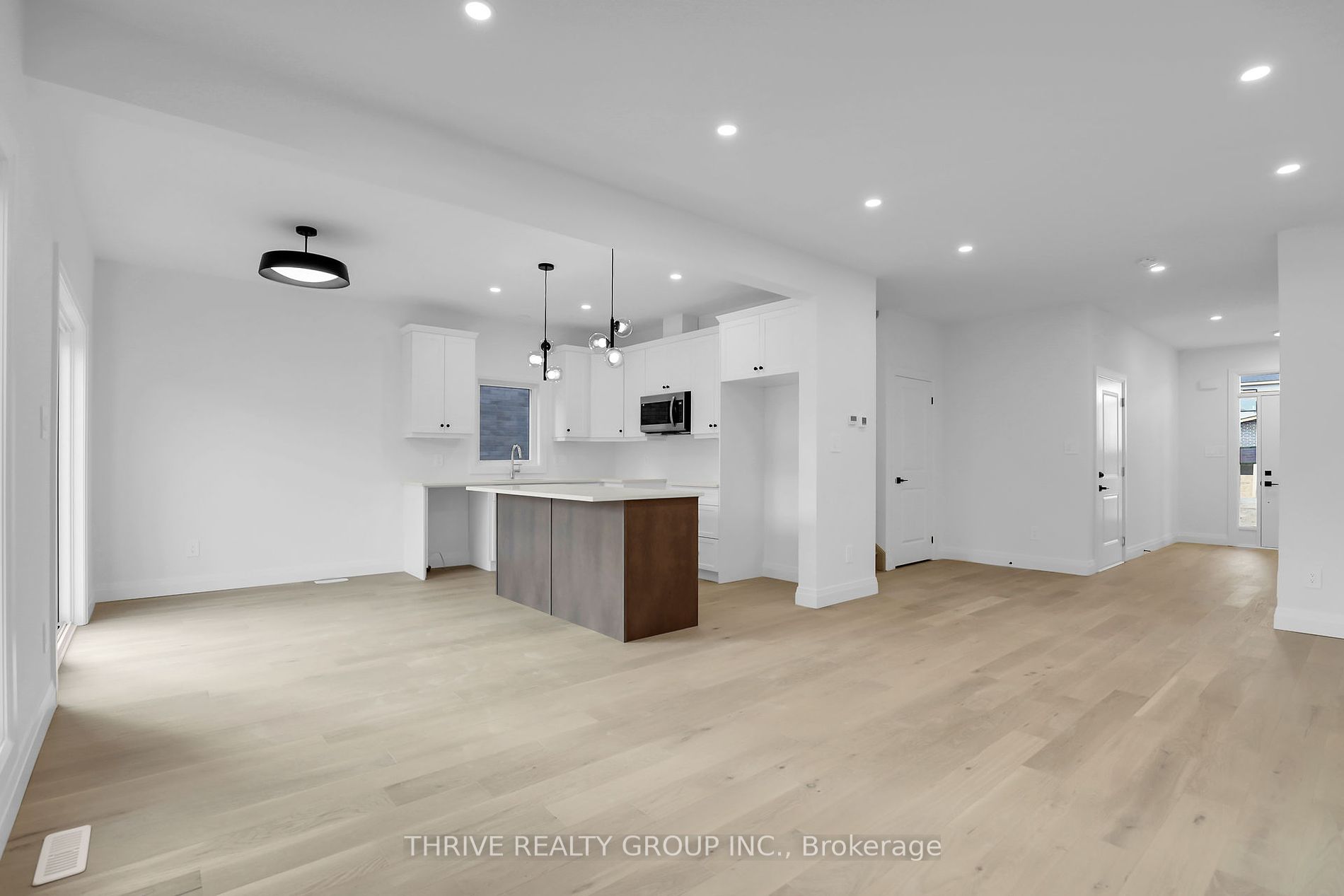 1475 Wright Crescent