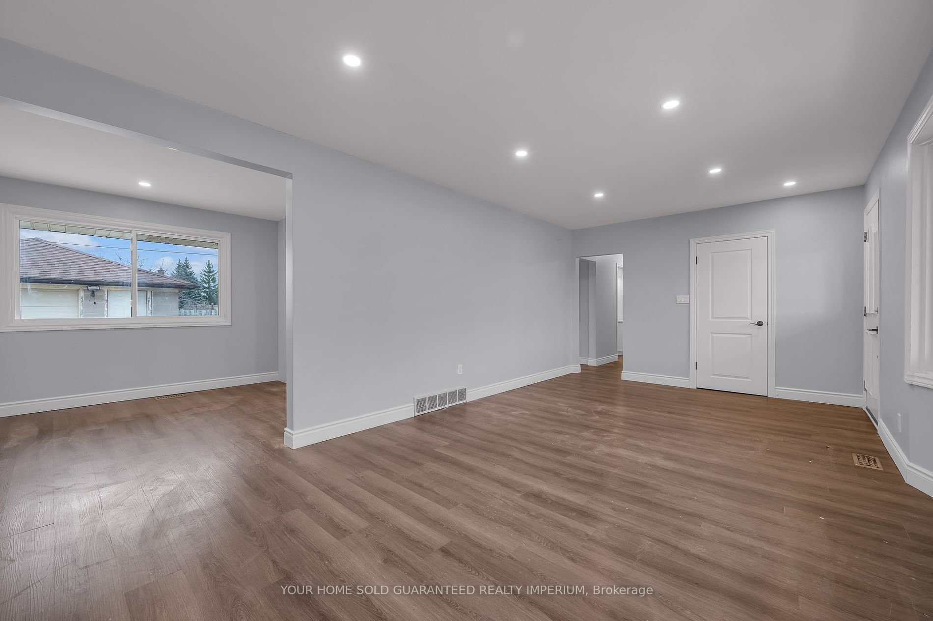 116 Collier Road S
