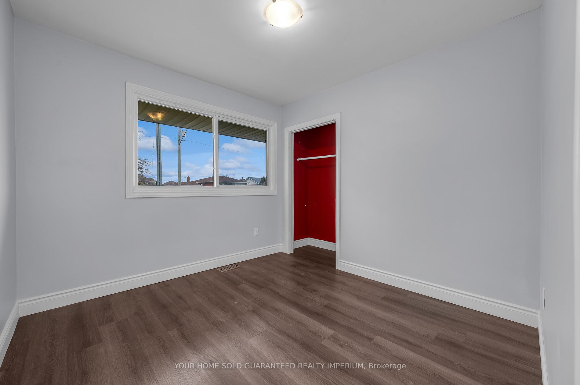 116 Collier Road S