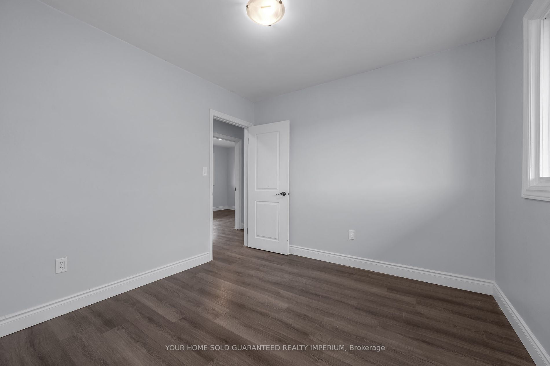 116 Collier Road S